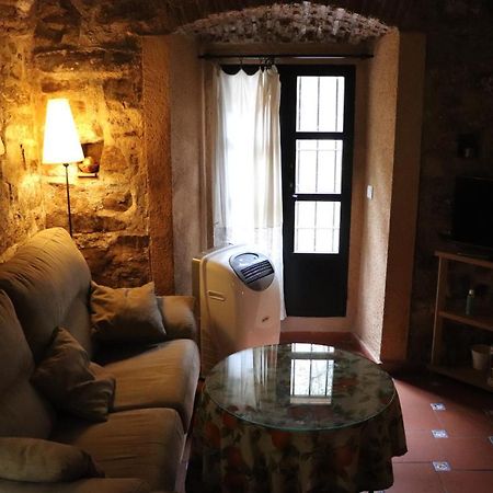 Apartamentos Las Buganvillas Caces Eksteriør billede