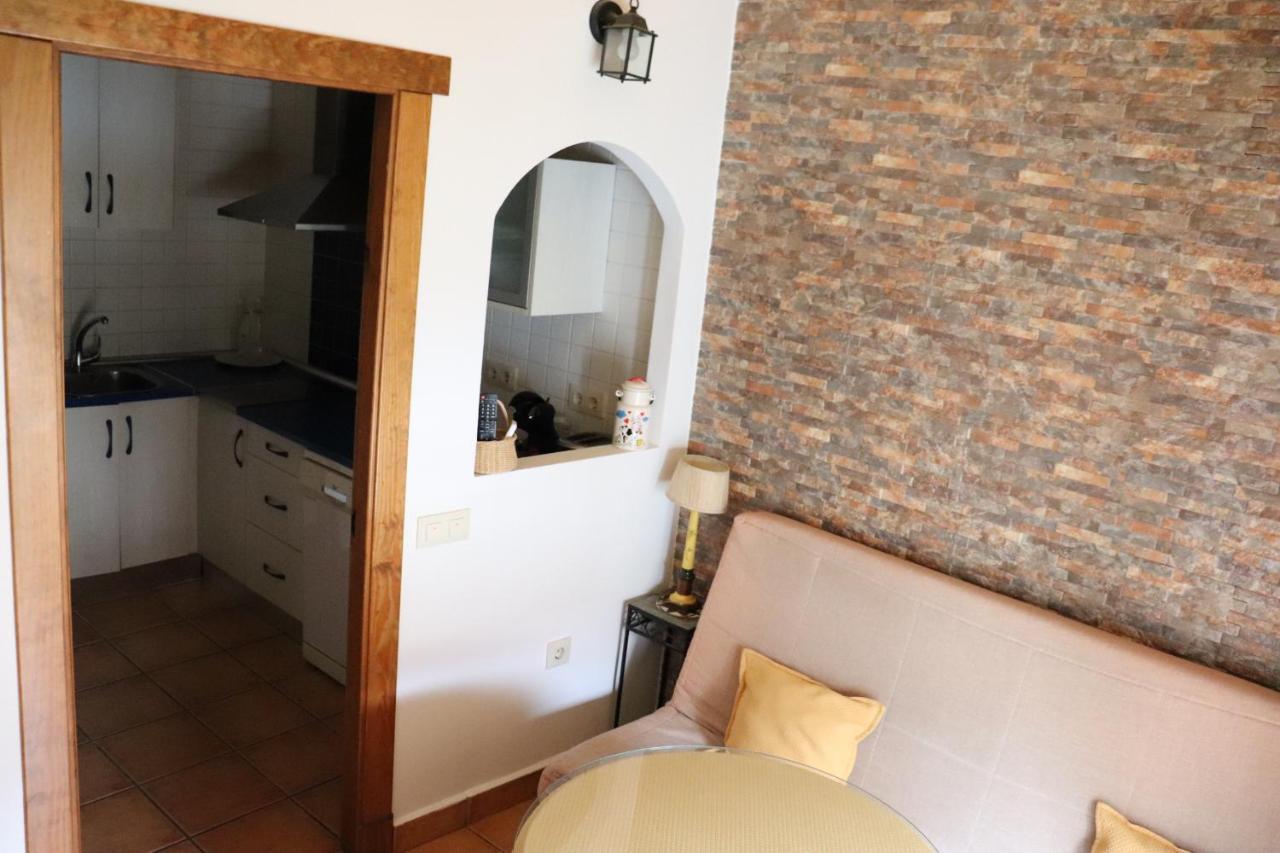 Apartamentos Las Buganvillas Caces Eksteriør billede